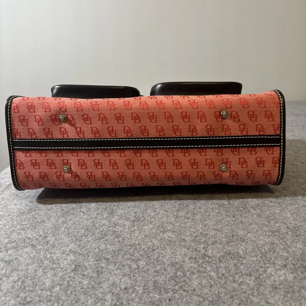 Vtg Dooney & Bourke Red Signature Anniver Double Pocket Leather Trim Coin Sachel